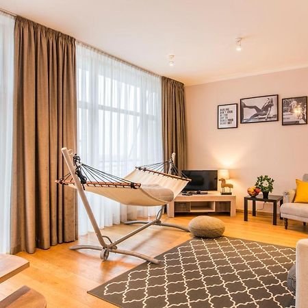 Central 2-Level Penthouse With Terrace And Free Parking Riga Esterno foto